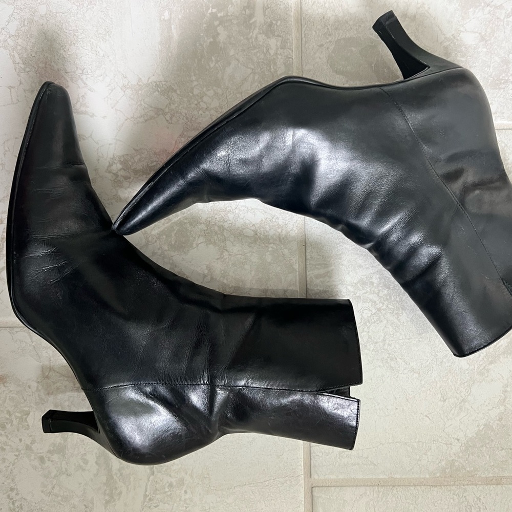 Genuine Black Leather Enzo Angiolini Ankle Boots Size 10.5